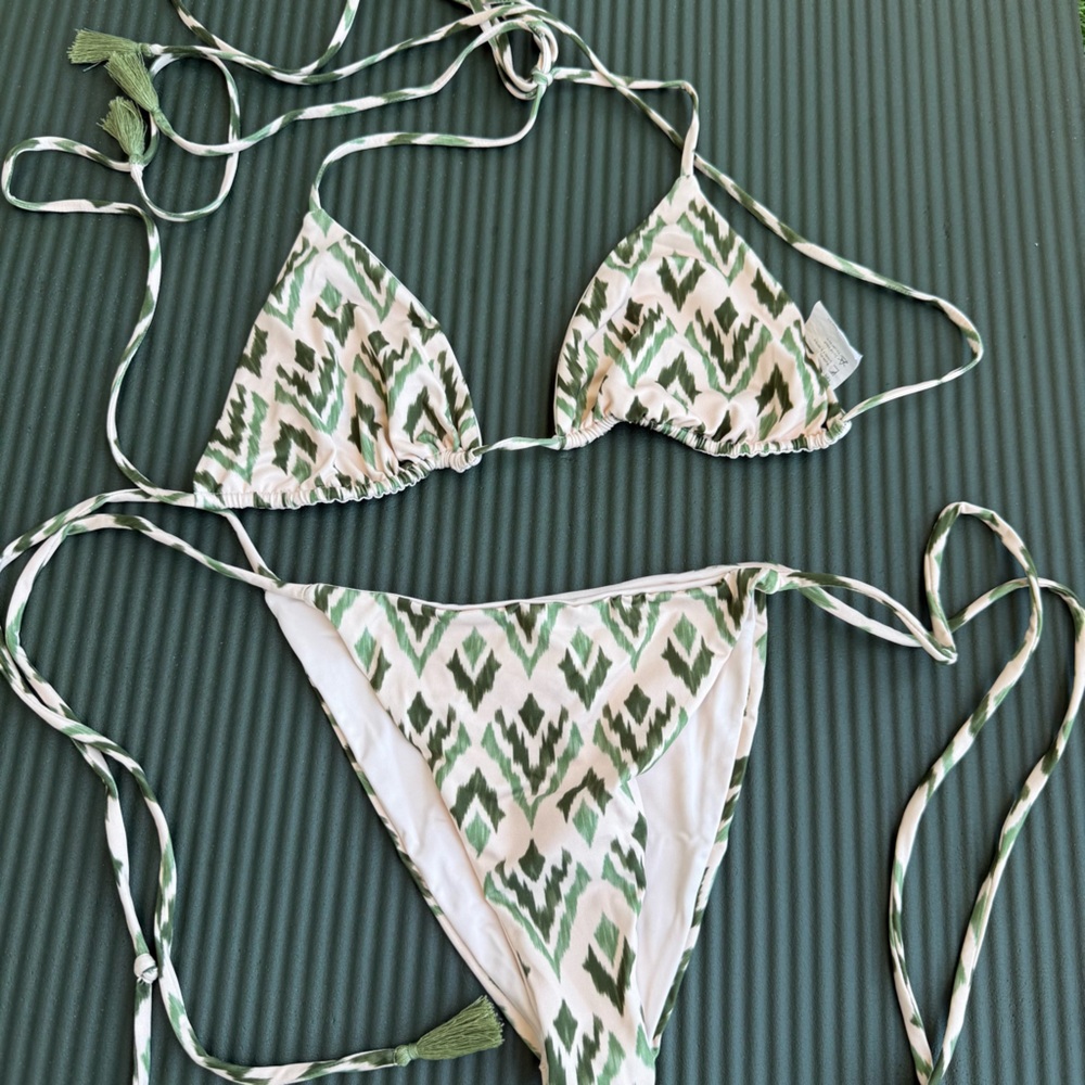 boutique bikini NWOT